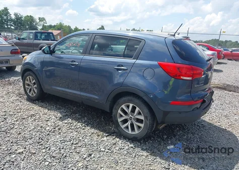 2016 Kia Sportage Lx z USA, uszkodzony, nr VIN KNDPB3AC7G7794919